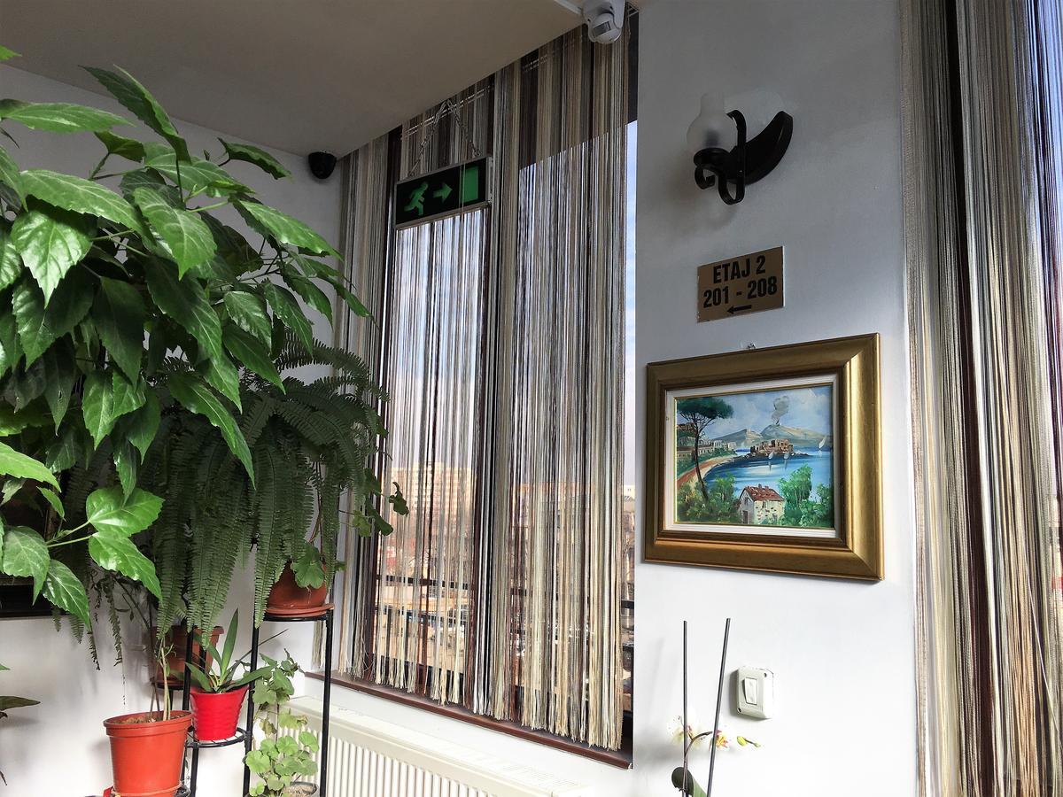 Hotel Taco Bukares Bagian luar foto